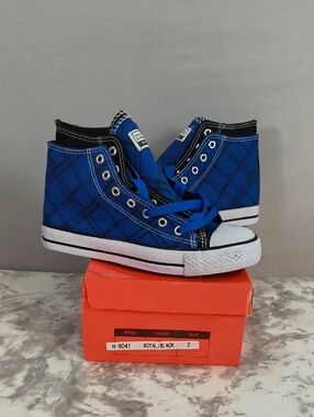 Collection'O Sport Shoes H-6041 Royal/Black high top sneakers in size 7 , NWB
